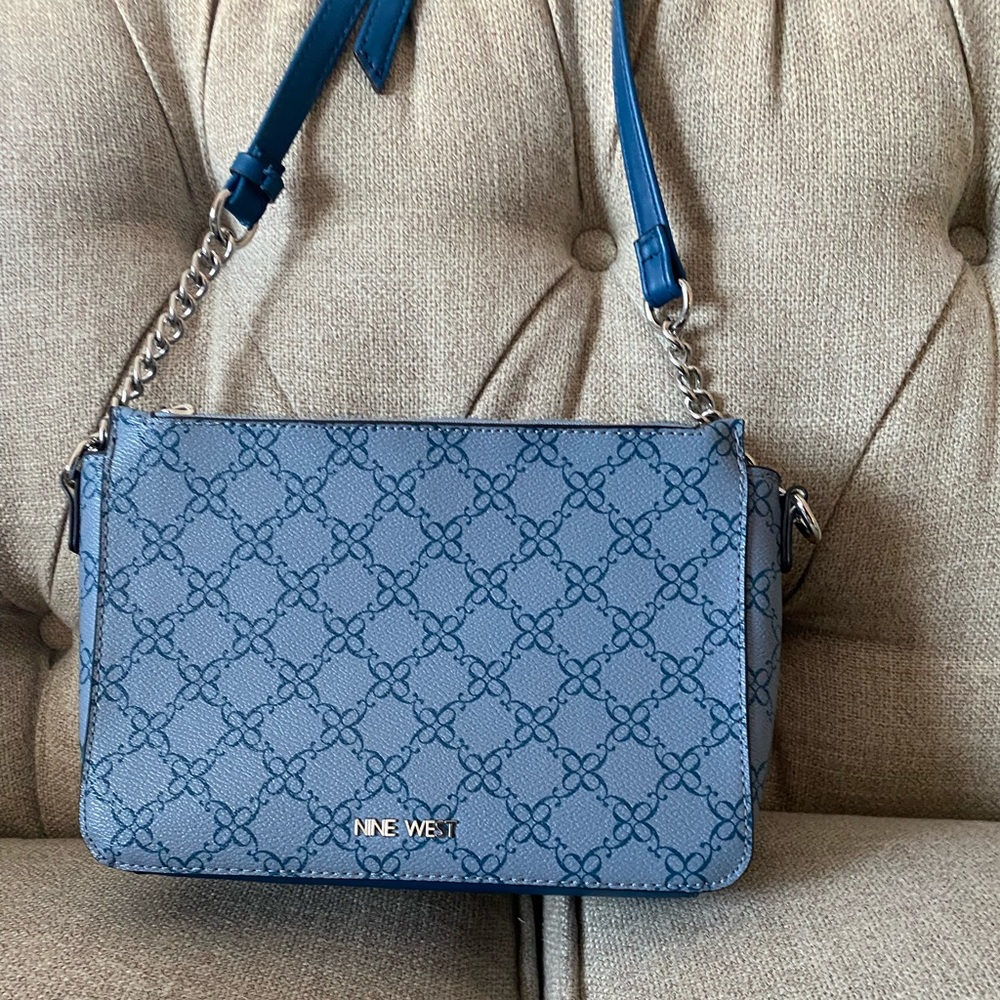 Shoulder bag
